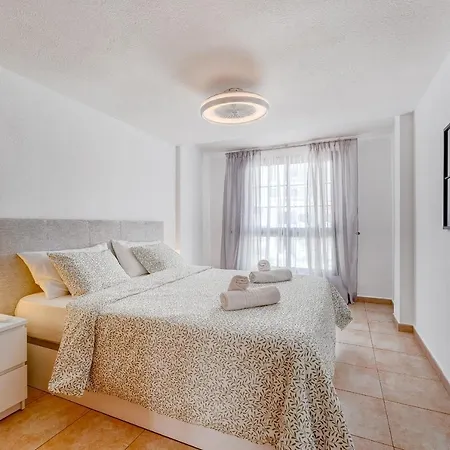 Pretty 1b In Diamantes 2, Heated Pool * Лос Кристианос