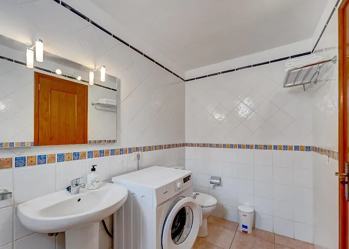 Pretty 1b In Diamantes 2, Heated Pool Los Cristianos (Tenerife)